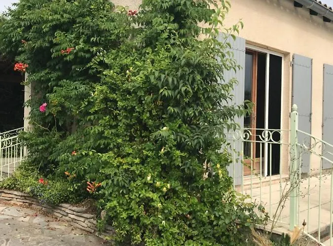 Δωμάτια σε οικογενειακή κατοικία Prive Cazilhac (Herault)