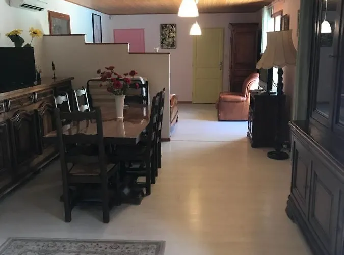 Prive Homestay szállás